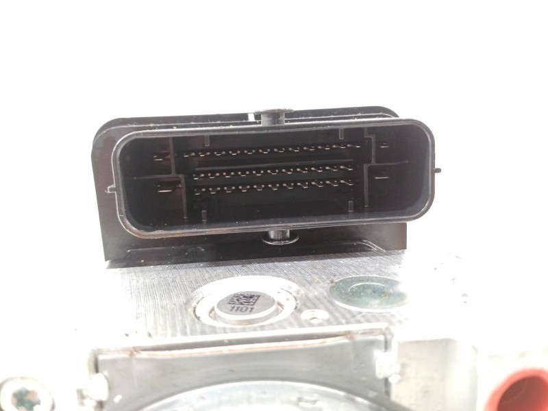 Recambio de abs para kia picanto referencia OEM IAM 58900G6820  06210273624