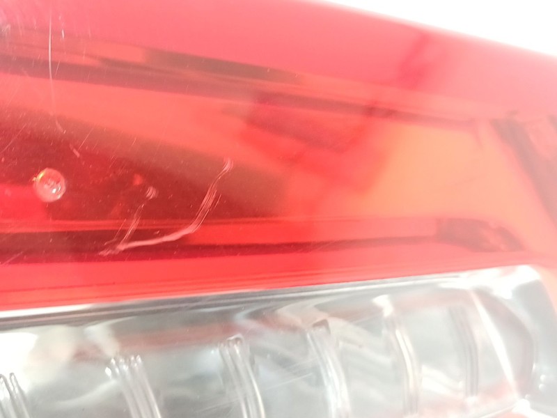 Recambio de piloto trasero izquierdo en porton para citroën c4 grand picasso exclusive referencia OEM IAM 9653547777  