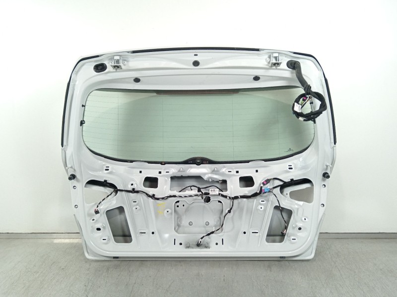 Recambio de porton trasero para seat arona referencia OEM IAM 6F9827023C  