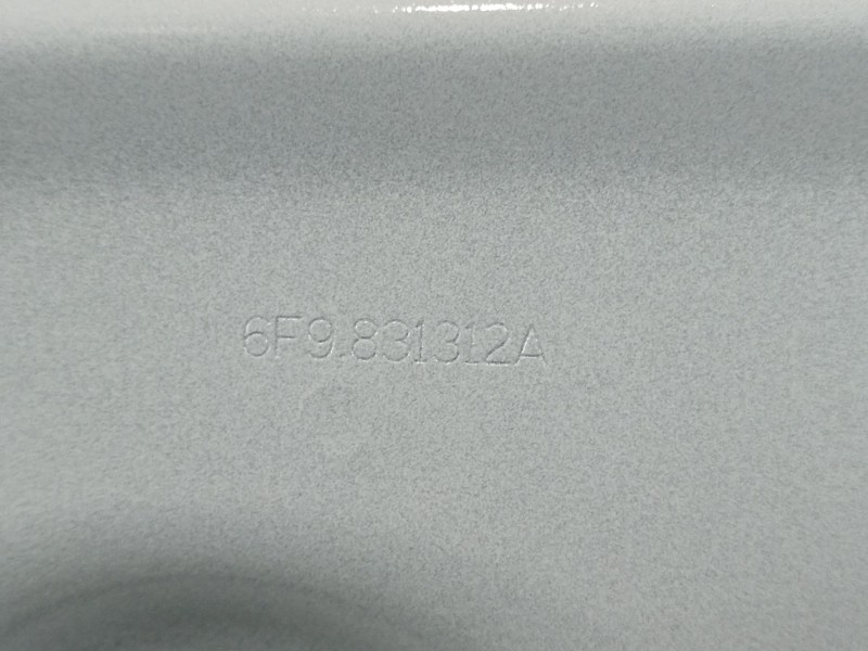 Recambio de puerta delantera derecha para seat arona referencia OEM IAM 6F9831312A  