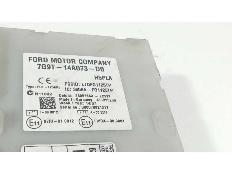 Recambio de caja reles / fusibles para ford mondeo ber. (ca2) ghia referencia OEM IAM TG9T14A073DB  