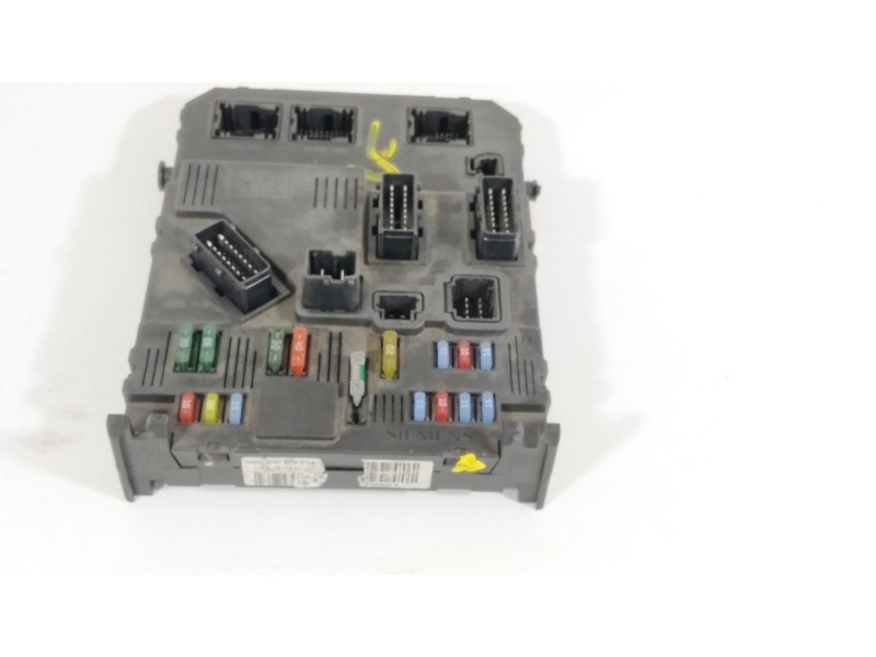 Recambio de caja reles / fusibles para peugeot 1007 dolce referencia OEM IAM 9659579180  BSIF04