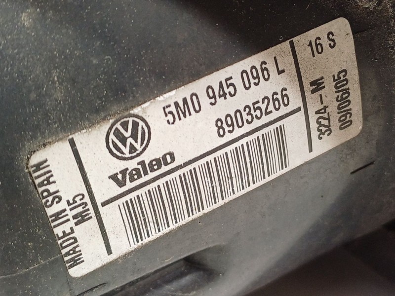 Recambio de piloto trasero derecho para volkswagen golf plus (5m1) bluemotion highline referencia OEM IAM 5M0945096L  