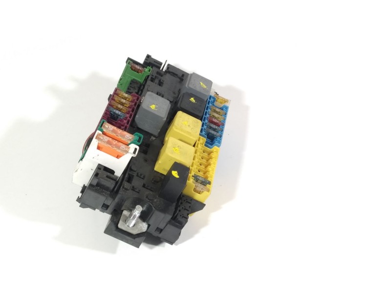 Recambio de caja reles / fusibles para mercedes-benz clase a (w176) a 180 (176.042) referencia OEM IAM A2469060093  