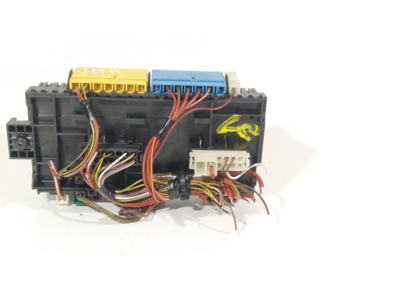 Recambio de caja reles / fusibles para mercedes-benz clase a (w176) a 180 (176.042) referencia OEM IAM A2469060093  