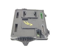 Recambio de caja reles / fusibles para renault megane iii hatchback (bz0/1_, b3_) 1.2 tce (bz2b, bz11) referencia OEM IAM 284B17