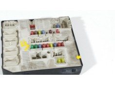 Recambio de caja reles / fusibles para renault laguna iii (bt0/1) 2.0 dci (bt07, bt0j, bt14, bt1a, bt1s) referencia OEM IAM 284B