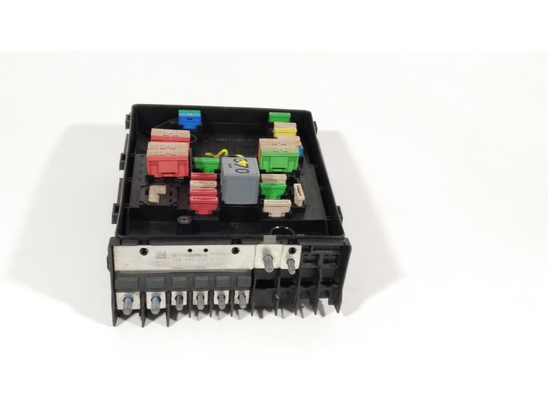 Recambio de caja reles / fusibles para seat leon (1p1) 1.9 tdi referencia OEM IAM 1K0937125D  