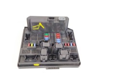 Recambio de caja reles / fusibles para renault koleos i (hy_) 2.0 dci (hy0k) referencia OEM IAM 284B7JY00A 6640118966 519222442