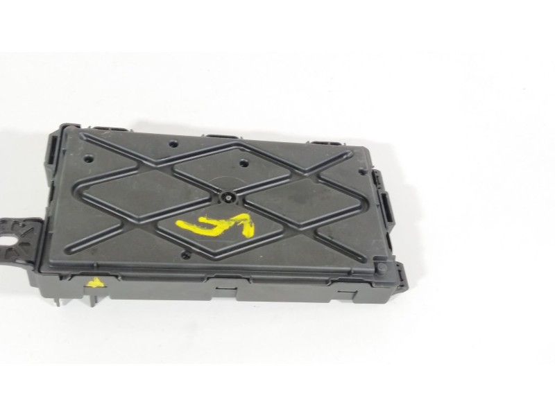 Recambio de modulo electronico para toyota yaris 1.3 16v cat referencia OEM IAM 61359866978  