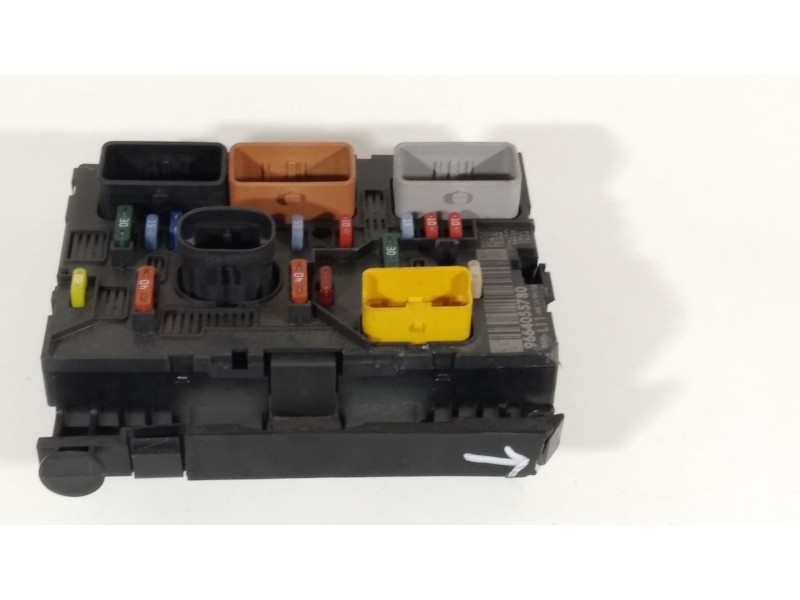 Recambio de caja reles / fusibles para peugeot 207/207+ (wa_, wc_) 1.6 hdi referencia OEM IAM 9664055780  