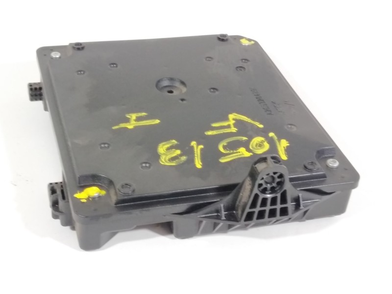 Recambio de modulo electronico para renault scenic iii emotion referencia OEM IAM 284B14779R  