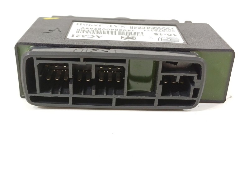 Recambio de modulo electronico para piaggio (vespa) xevo referencia OEM IAM SAEJ590B 1403040032880 AC32I