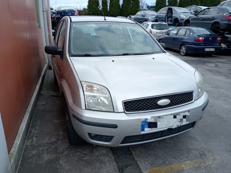 ford fusion (ju_) del año 2004