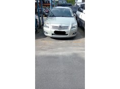 toyota avensis (_t25_) del año 2008 2