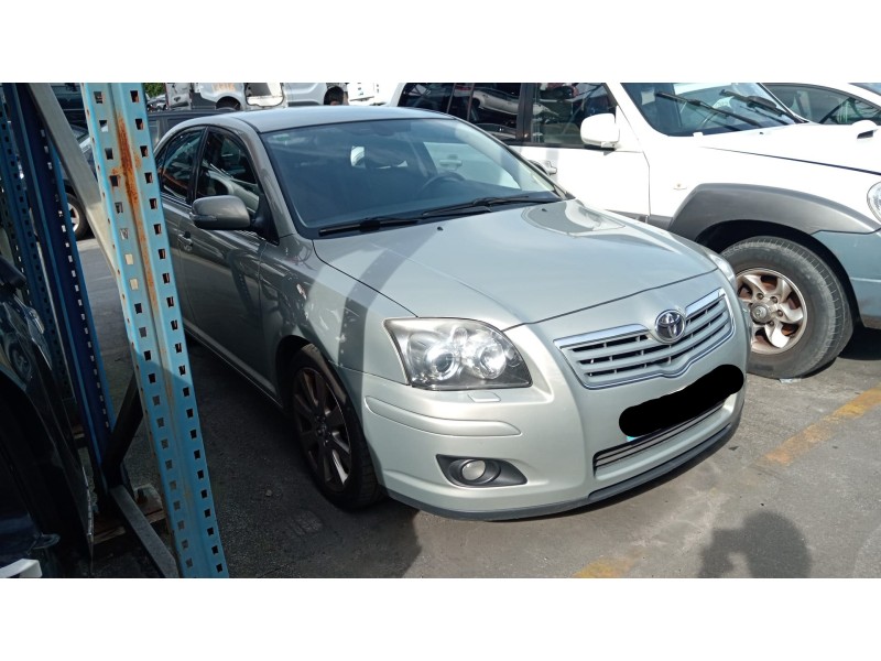 toyota avensis (_t25_) del año 2008