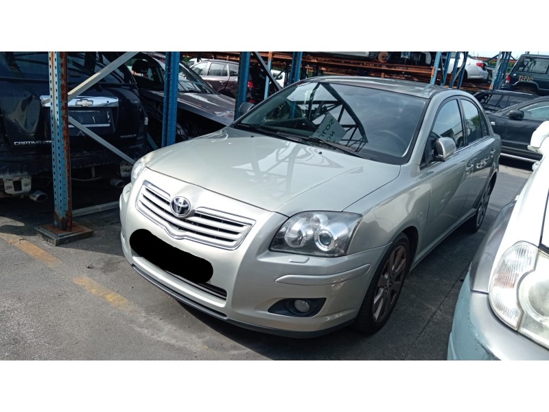 toyota avensis (_t25_) del año 2008