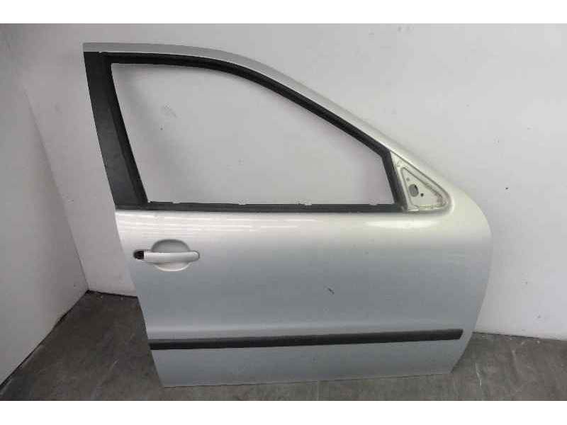 PUERTA DELANTERA DERECHA 1M0831056M 