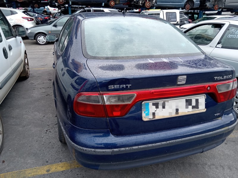 seat toledo ii (1m2) del año 2001