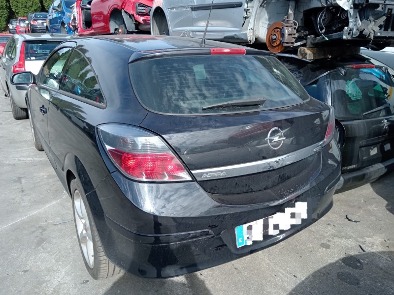 opel astra h gtc (a04) del año 2006