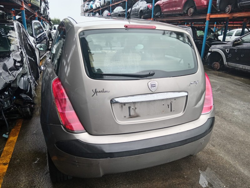 lancia ypsilon (843_) del año 2006