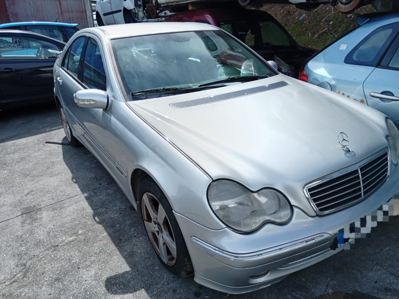 mercedes-benz clase c (w203) del año 2002