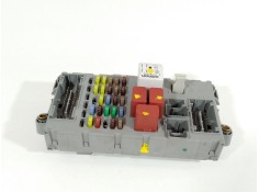 Recambio de caja reles / fusibles para fiat bravo ii (198_) 1.4 t-jet (198axg1b) referencia OEM IAM 51826180  51829178