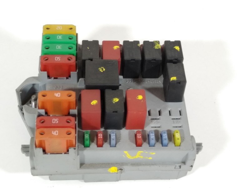 Recambio de caja reles / fusibles para fiat bravo ii (198_) 1.4 t-jet (198axg1b) referencia OEM IAM 51790930  