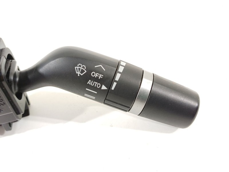 Recambio de mando limpia para mazda 3 lim. (bl) pulse referencia OEM IAM BBR366128  17D682