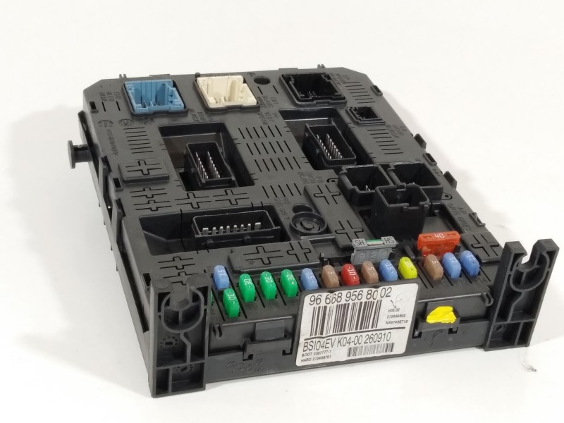 Recambio de caja reles / fusibles para citroën c4 picasso avatar referencia OEM IAM 9666895680  