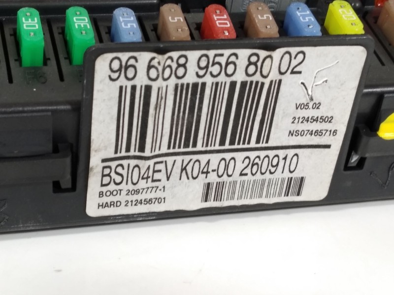 Recambio de caja reles / fusibles para citroën c4 picasso avatar referencia OEM IAM 9666895680  