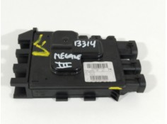 Recambio de caja reles / fusibles para renault megane iii hatchback (bz0/1_, b3_) 1.2 tce (bz2b, bz11) referencia OEM IAM 243800