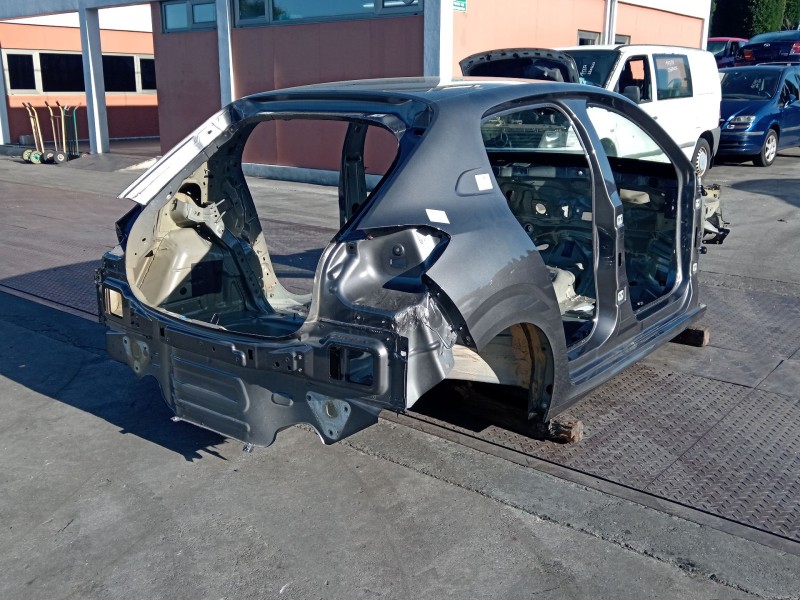 Recambio de carroceria completa para peugeot 208 ii (ub_, up_, uw_, uj_) 1.2 puretech 100 referencia OEM IAM   