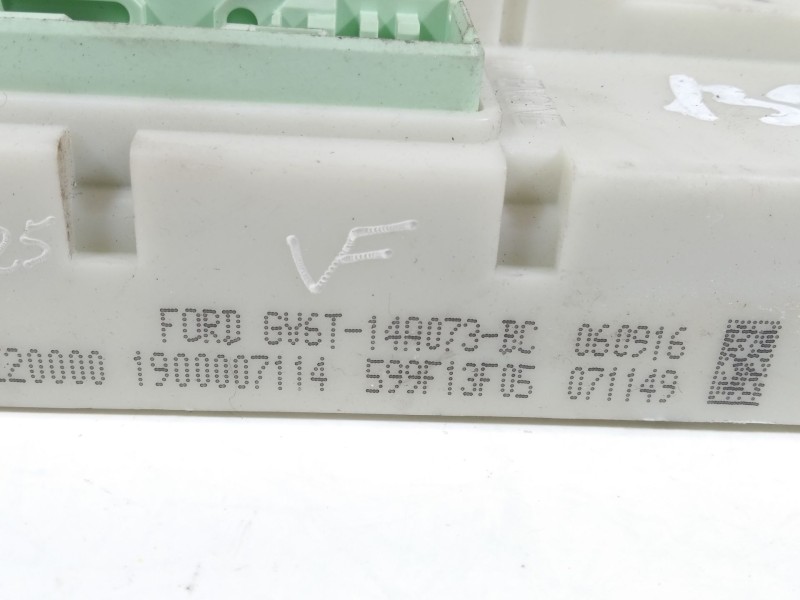 Recambio de caja reles / fusibles para ford transit connect monospace 1.5 tdci referencia OEM IAM GV6T14A073BC  