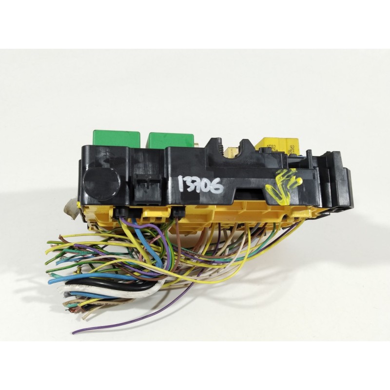 Recambio de caja reles / fusibles para peugeot 208 i (ca_, cc_) 1.2 vti 82 referencia OEM IAM 9804848480  