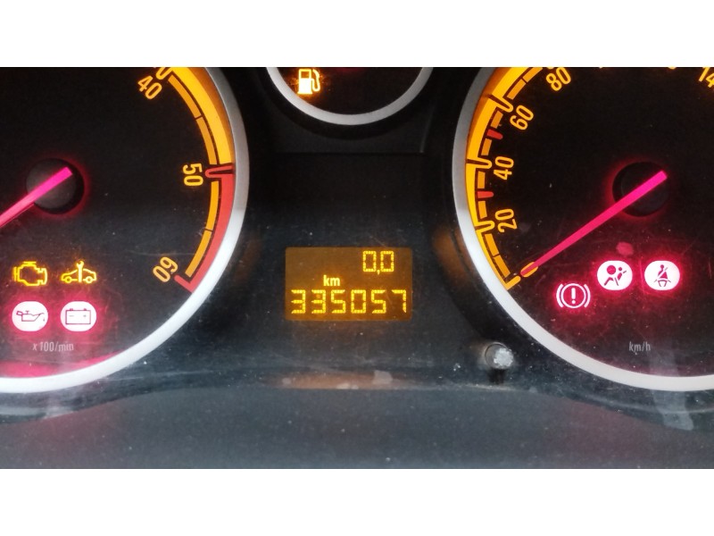 Recambio de cuadro instrumentos para opel corsa d ´´111 years´´ referencia OEM IAM 13264273  