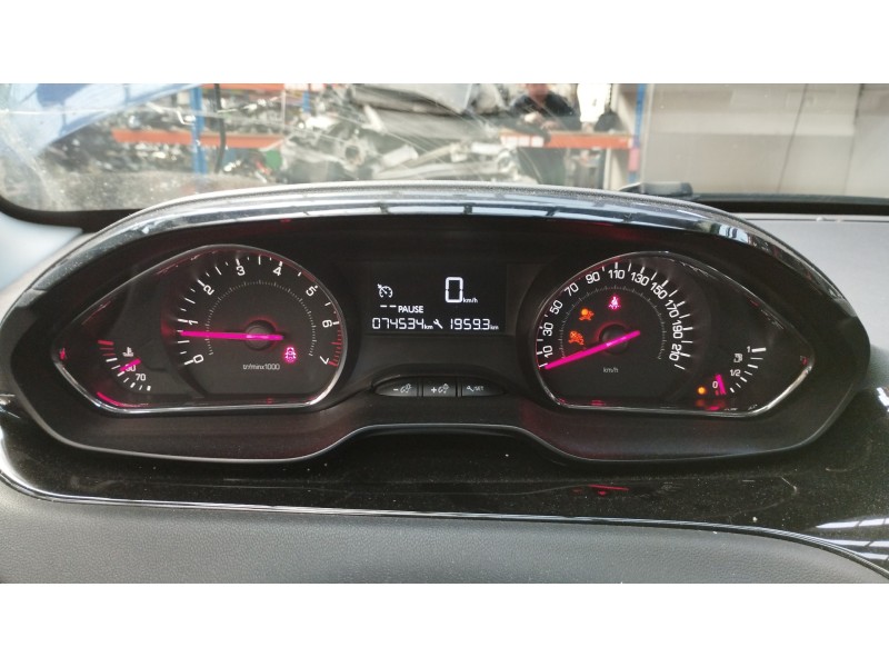 Recambio de cuadro instrumentos para peugeot 208 style referencia OEM IAM   