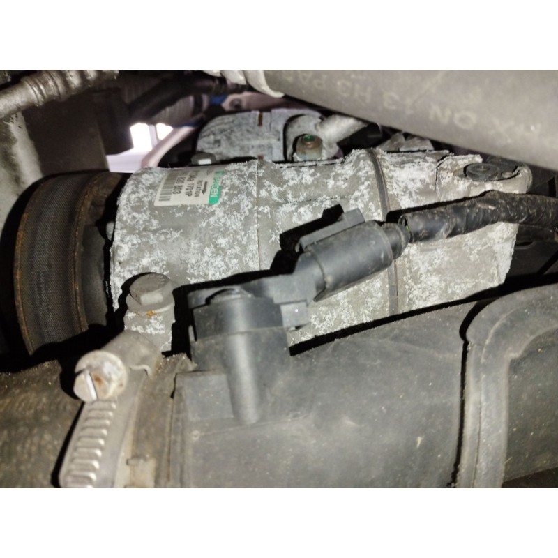 Recambio de compresor aire acondicionado para volkswagen polo v (6r1, 6c1) 1.6 tdi referencia OEM IAM 5N0820803  