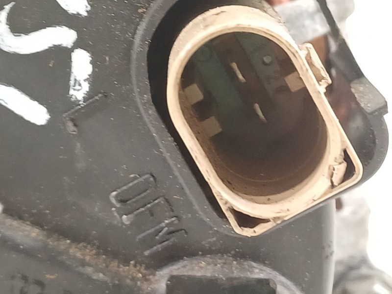 Recambio de alternador para audi a4 berlina (8e) 1.9 tdi (96kw) referencia OEM IAM 028903029R  