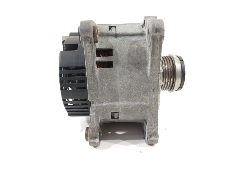Recambio de alternador para audi a4 berlina (8e) 1.9 tdi (96kw) referencia OEM IAM 028903029R  