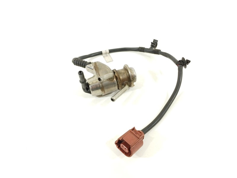 Recambio de inyector para skoda octavia lim. (5e3) l&k referencia OEM IAM 04L131113P  