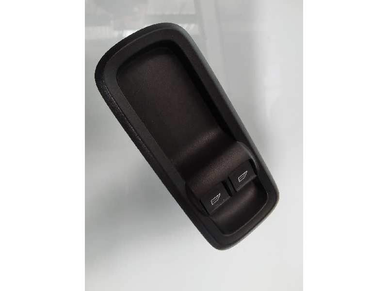 MANDO ELEVALUNAS DELANTERO IZQUIERDO 8A6T14A132AC 