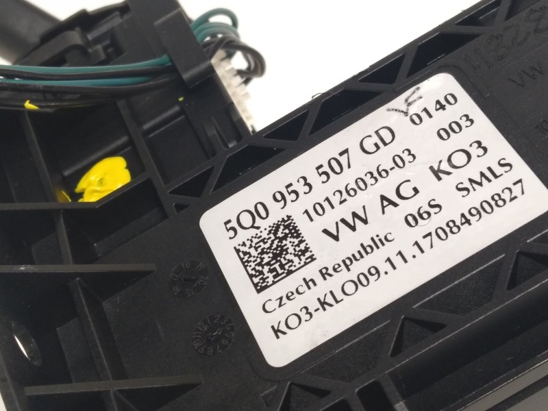 Recambio de mando intermitentes para seat leon st (5f8) x-perience titan desert 4drive referencia OEM IAM 5Q0953507GD  