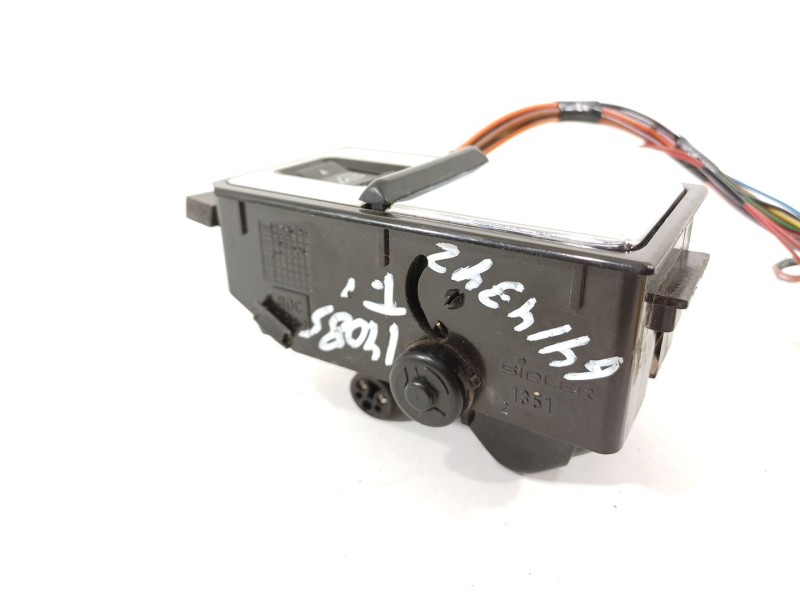 Recambio de mando elevalunas trasero izquierdo para jaguar xj (xj40, xj81) 6 3.6 referencia OEM IAM BDC8969  