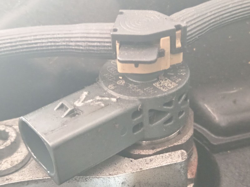 Recambio de inyector para seat toledo (kg3) connect referencia OEM IAM 04L130277AD  0445110473