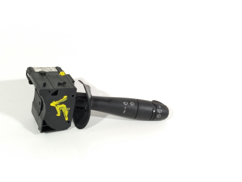 Recambio de mando limpia para dacia duster ambiance 4x2 referencia OEM IAM 6001551358  8200792587