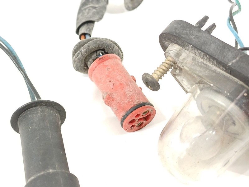 Recambio de portamatriculas para jaguar xj (xj40, xj81) 6 3.6 referencia OEM IAM DBC2313  