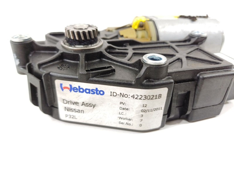 Recambio de motor techo electrico para nissan qashqai (j10) acenta referencia OEM IAM 91295JD01A 4223021B 1731706A