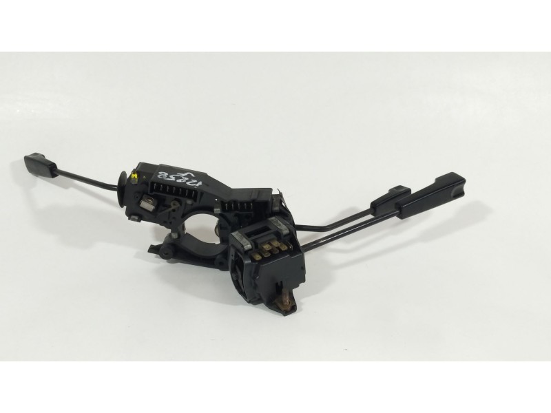 Recambio de mando luces para renault fuego 829-explosion referencia OEM IAM 770071040  