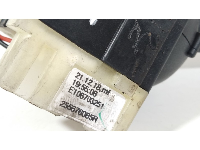 Recambio de mando luces para renault captur limited referencia OEM IAM 255676085R  255405718R